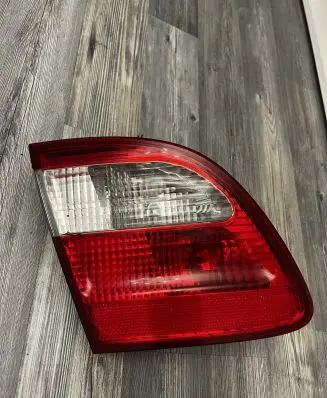 Mercedes-Benz E W211 Tailgate rear/tail lights A2118201364