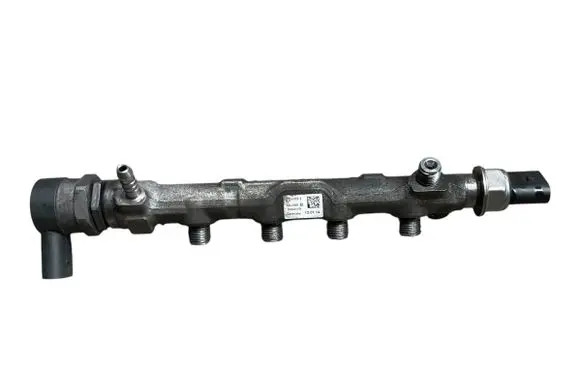 Skoda Octavia Mk3 (5E) Fuel main line pipe 04L089B 0003175