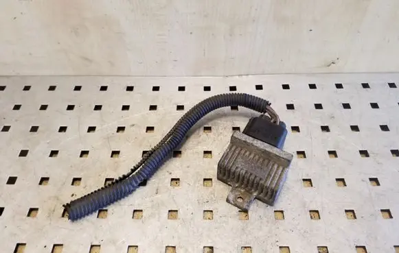 Renault Laguna II Glow plug pre-heat relay 7700115076