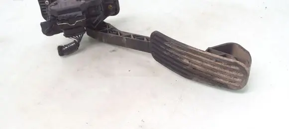 Volvo S60 Accelerator throttle pedal 30636004