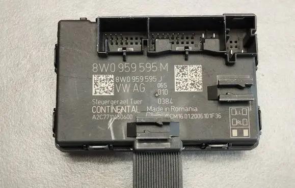 Audi A4 S4 B9 8W Door control unit/module 8W0959595M