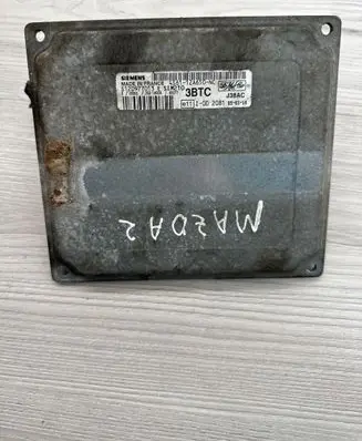 Mazda 2 Engine control unit/module 4S6112A650NC 907881L3 S120977013E