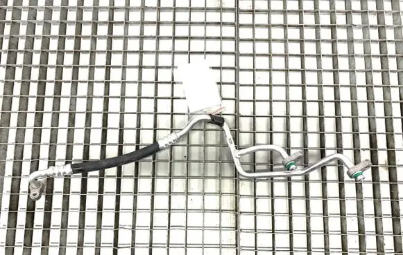 Hyundai Kona II Air conditioning (A/C) pipe/hose 