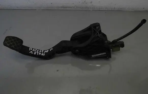Clutch pedal