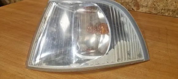 Volvo S40, V40 Front indicator light 30854653