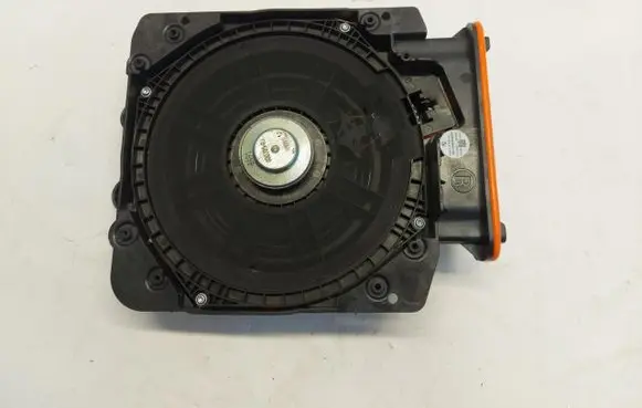 BMW 2 Active Tourer U06 Subwoofer speaker 9442224