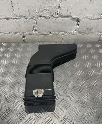 KIA Sorento Air intake duct part 28210C5300 282100R100