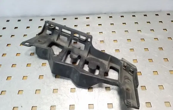 Volkswagen Touran I Front bumper mounting bracket 1T0807890C