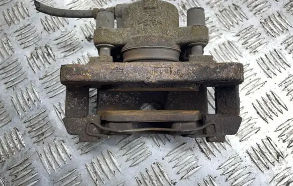 Jeep Renegade Front brake caliper
