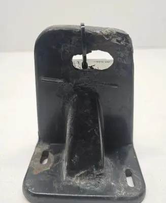 Land Rover Freelander Front bumper mounting bracket ASU490090