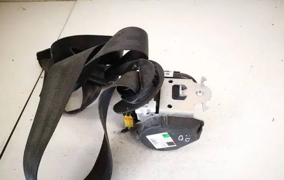 Opel Crossland X Front seatbelt 39101921 365554265