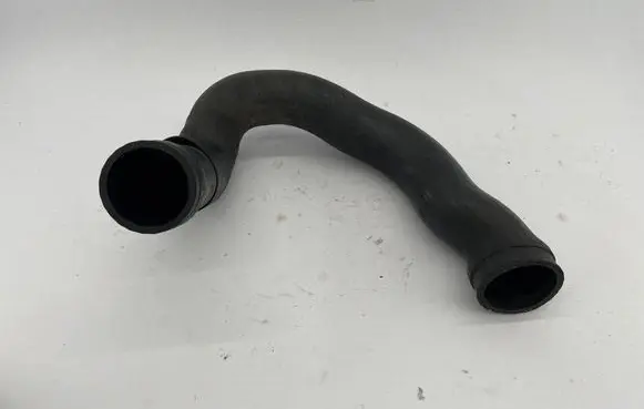 Audi A6 S6 C5 4B Intercooler hose/pipe 4B0145746E