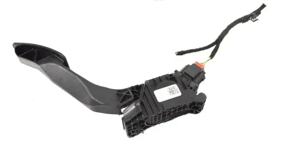 Volkswagen T-Roc Accelerator throttle pedal 5Q2723503F