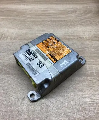 Toyota Corolla E120 E130 Airbag control unit/module 8917013040