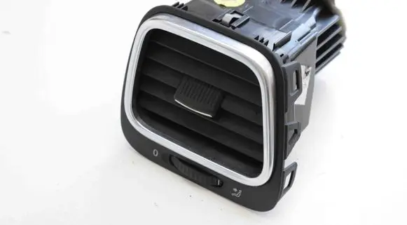 Volkswagen Scirocco Dashboard air vent grill cover trim 1Q0819704K