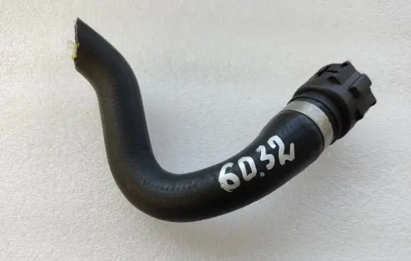BMW X5 F15 Engine coolant pipe/hose 1436378