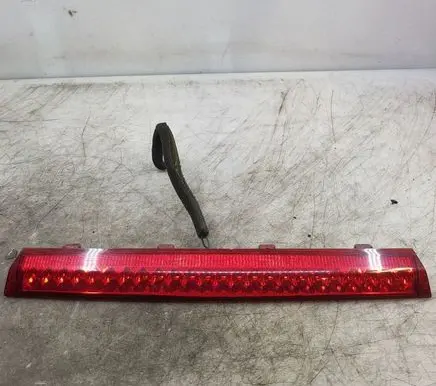 Hyundai Santa Fe Third/center stoplight 927002B0