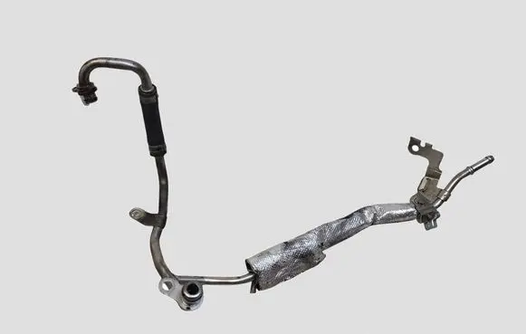 Mercedes-Benz E W213 Engine coolant pipe/hose