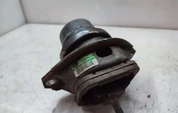 Land Rover Range Rover Sport L320 Engine mount bracket AH226A003BA