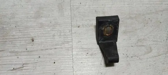 Audi TT TTS Mk2 Headlight/headlamp mounting bracket