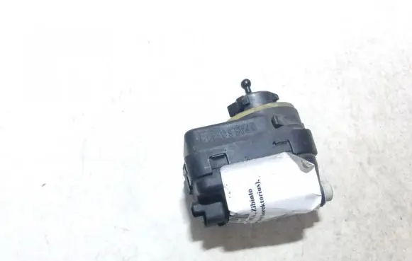 Headlight level adjustment motor