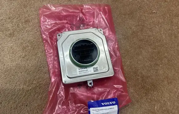 Volvo XC40 Xenon control unit/module 32404474