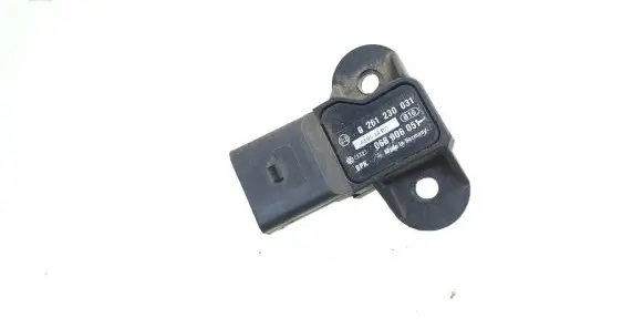 Volkswagen PASSAT B6 Air pressure sensor 06B906051 0261230031