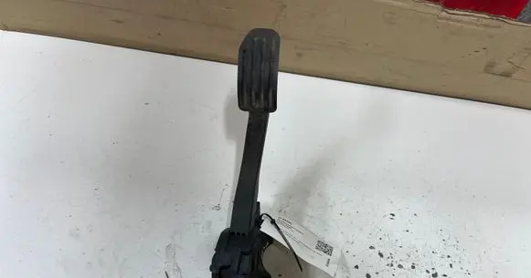 Volvo XC60 Accelerator throttle pedal 31329062 C95YE04