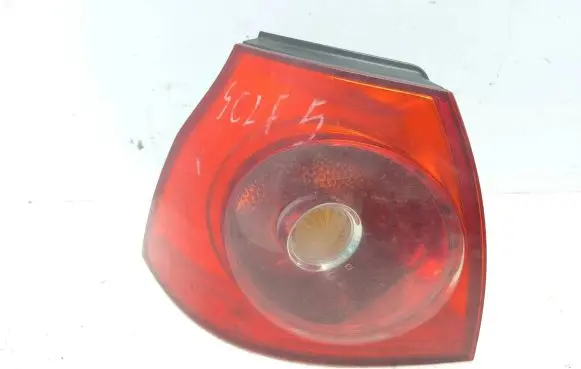 Volkswagen Golf V Rear/tail lights 284990