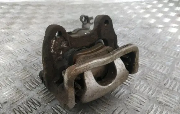 Mercedes-Benz CLA C117 X117 W117 Rear brake caliper 0023 295X10