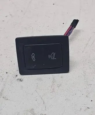 Volkswagen Golf V Alarm switch 1K0962109