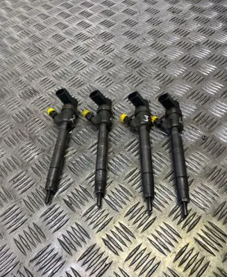 Mercedes-Benz C W203 Fuel injectors set A6460700787