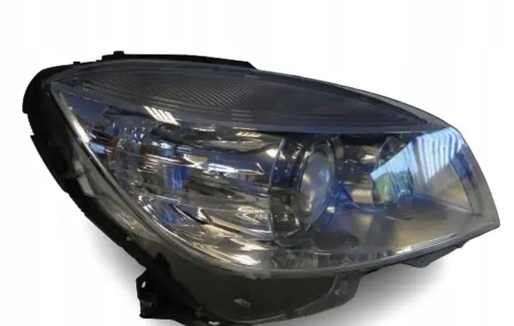 Mercedes-Benz C W204 Headlight/headlamp A2048203061