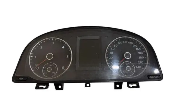 Volkswagen Caddy Speedometer (instrument cluster) 2K0920875A 1119010100