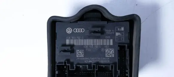 Audi A6 C7 Door control unit/module 4G8959792G
