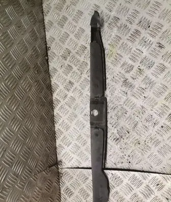 Volkswagen Tiguan Fender end trim 5N0821112