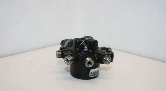 Ford Focus Fuel main line pipe 4M5Q9D280DB