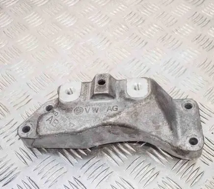 Other engine bay part