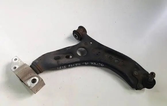 Front lower control arm/wishbone