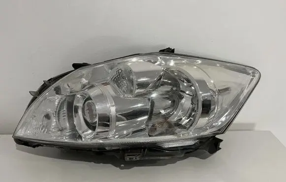 Toyota Auris 150 Headlight/headlamp 81150-02540