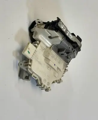 Audi Q7 4L Front door lock 8J1837016C
