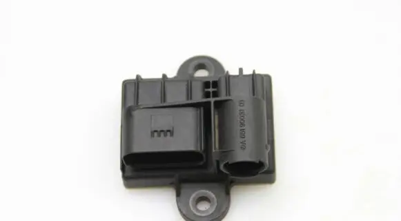 Mercedes-Benz C W205 Glow plug pre-heat relay A6519003103