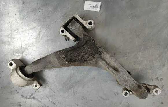 Volvo XC60 Front control arm 31360651 32246809