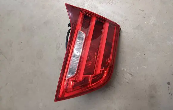 BMW 4 F32 F33 Tailgate rear/tail lights 63217296102