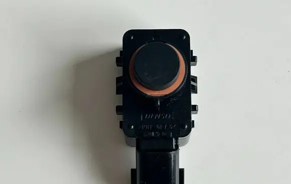 Toyota C-HR I Parking PDC sensor 8934133220 11H18 1885000030
