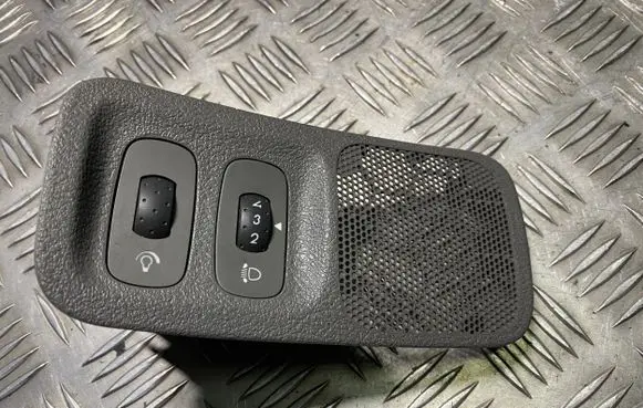 Renault Laguna II Headlight level height control switch A1068508 8200025891