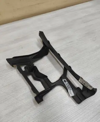 Volkswagen Golf VI Front bumper mounting bracket 5K0807723B VG0820CL