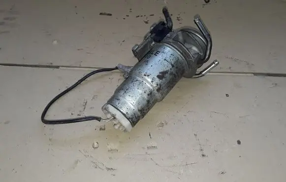 Toyota Corolla Verso AR10 Fuel filter KC100