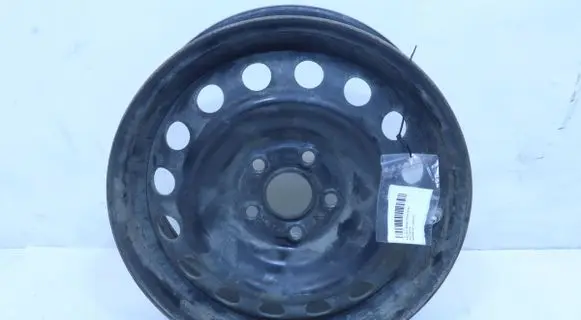 Toyota Yaris XP210 R15 steel rim