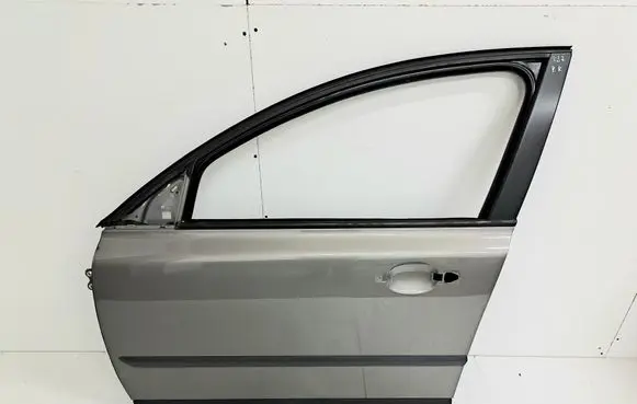Volvo V50 Front door